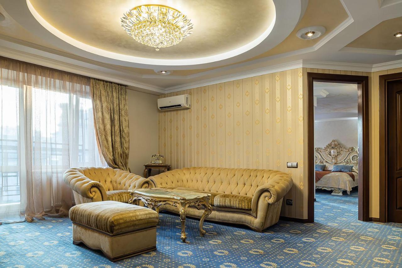 לבוב Eurohotel מראה חיצוני תמונה