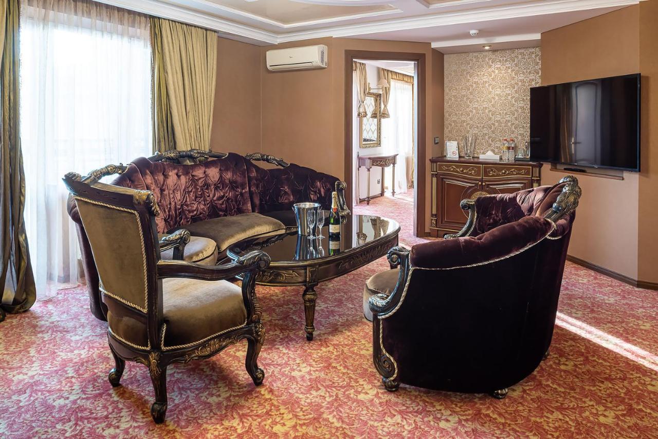 לבוב Eurohotel מראה חיצוני תמונה