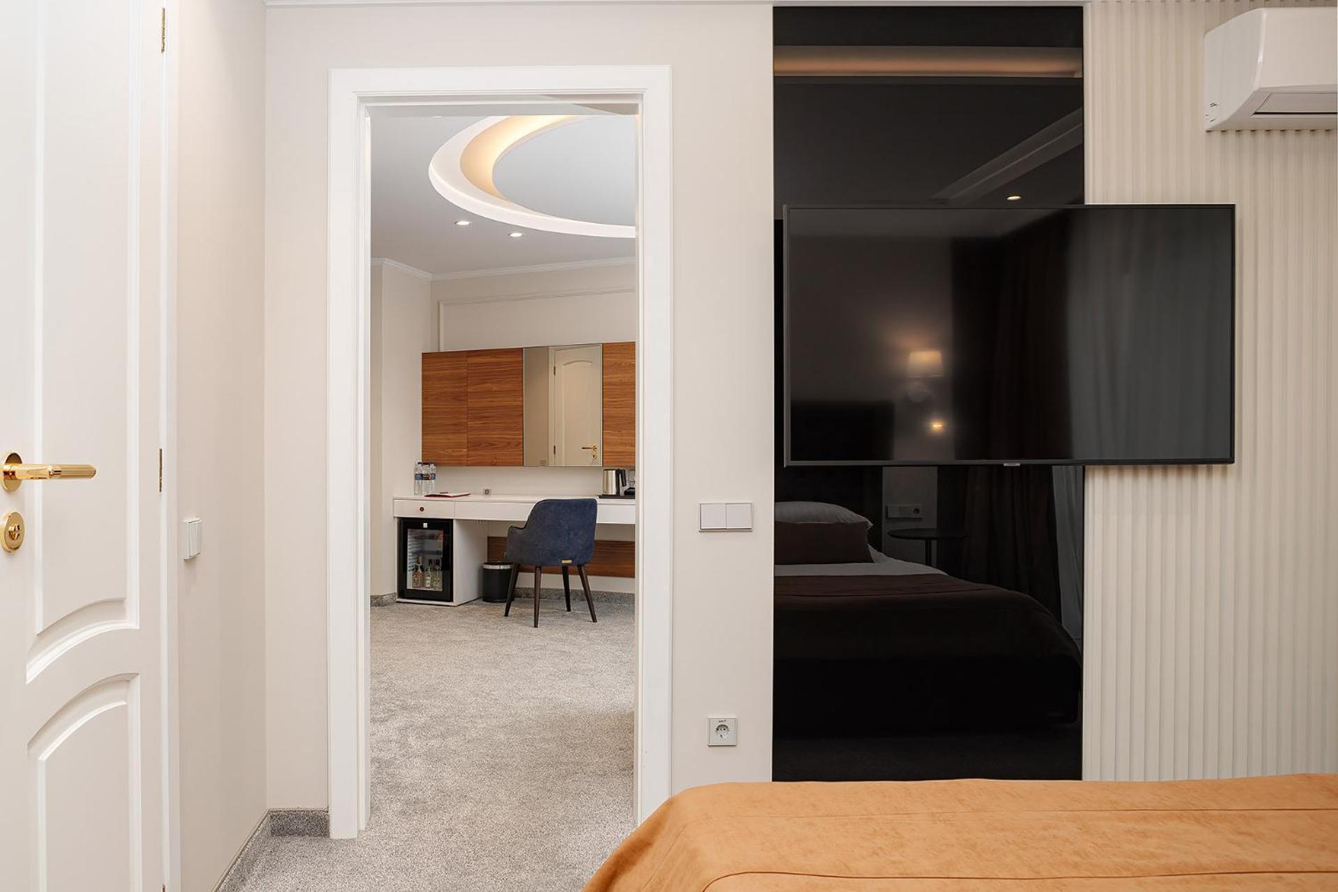 לבוב Eurohotel מראה חיצוני תמונה