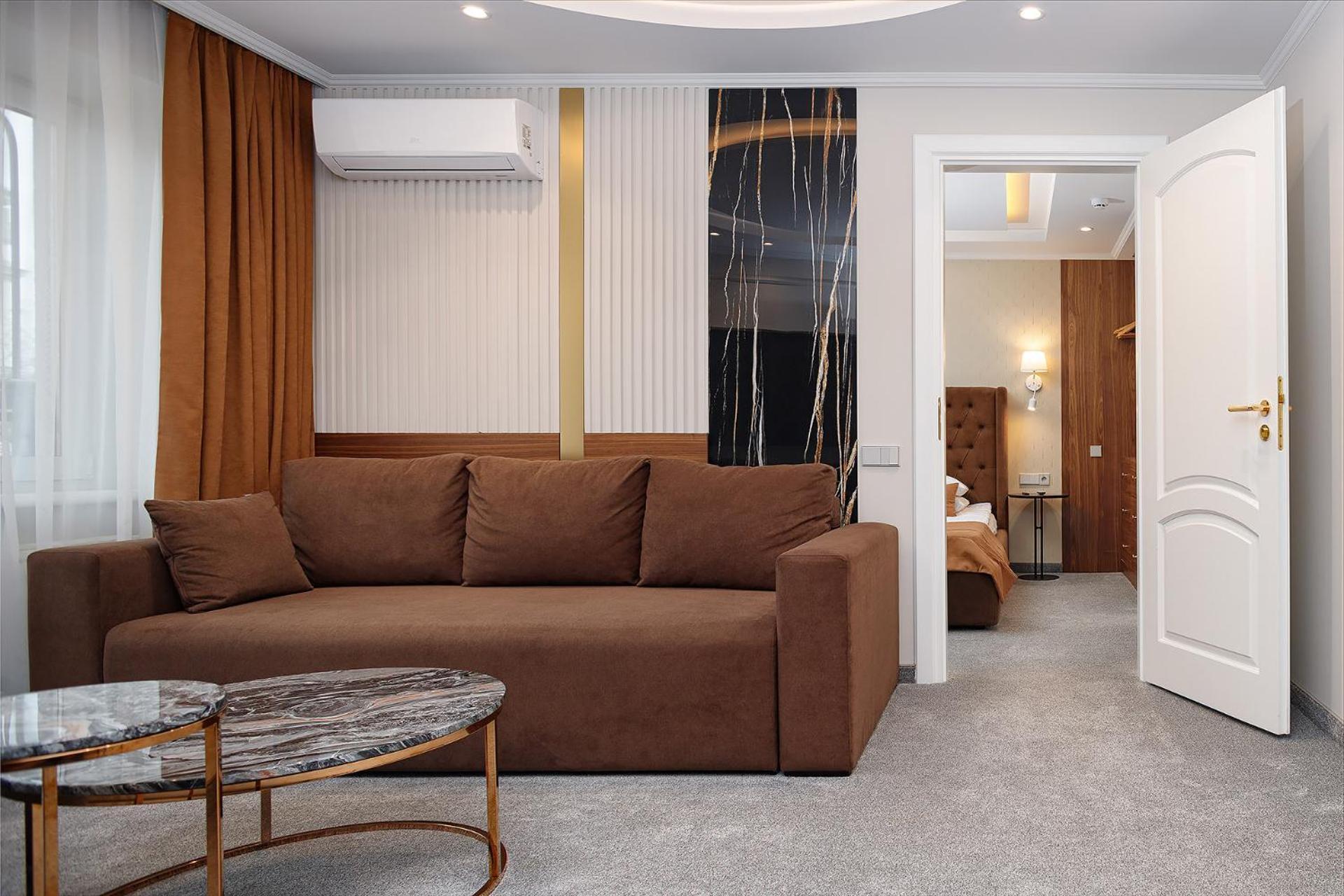 לבוב Eurohotel מראה חיצוני תמונה