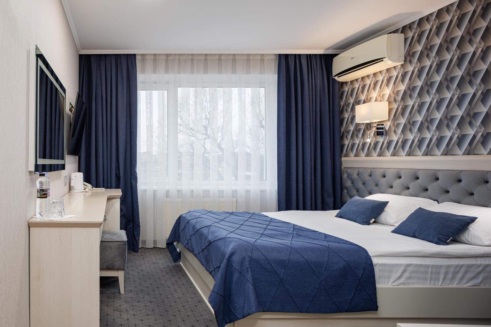 לבוב Eurohotel חדר תמונה
