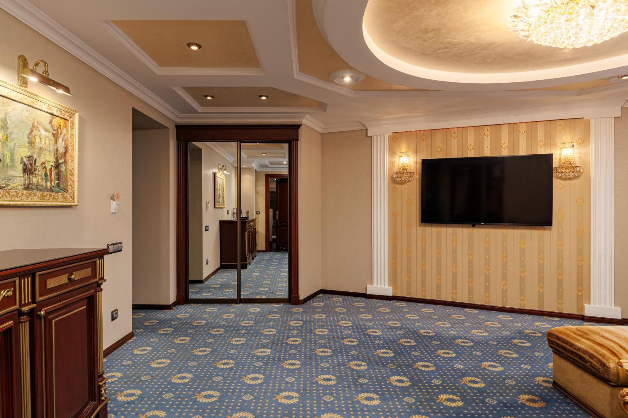 לבוב Eurohotel חדר תמונה